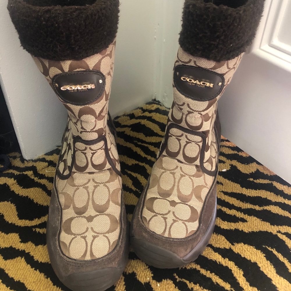 Coach boots